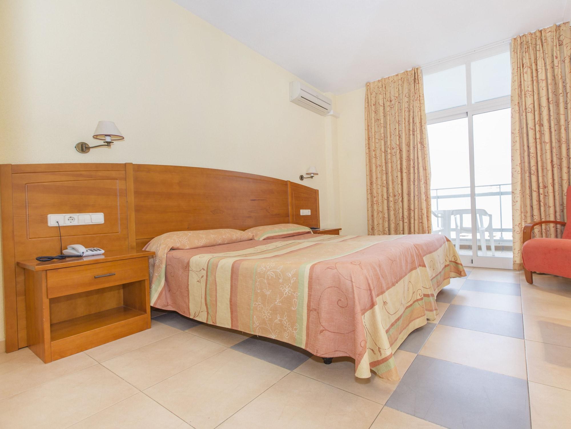 Hotel Tres Anclas Gandia Exterior photo
