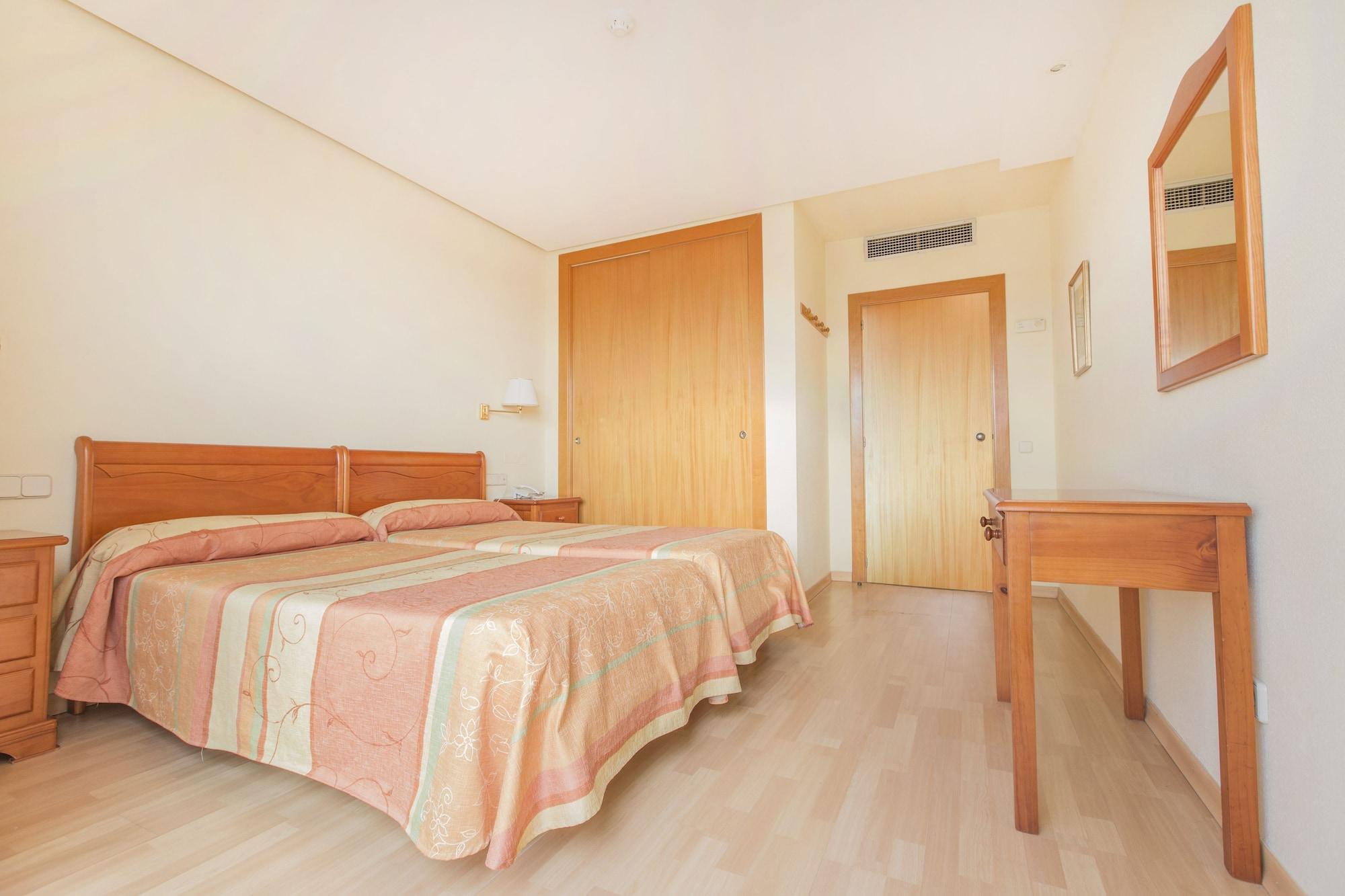 Hotel Tres Anclas Gandia Exterior photo