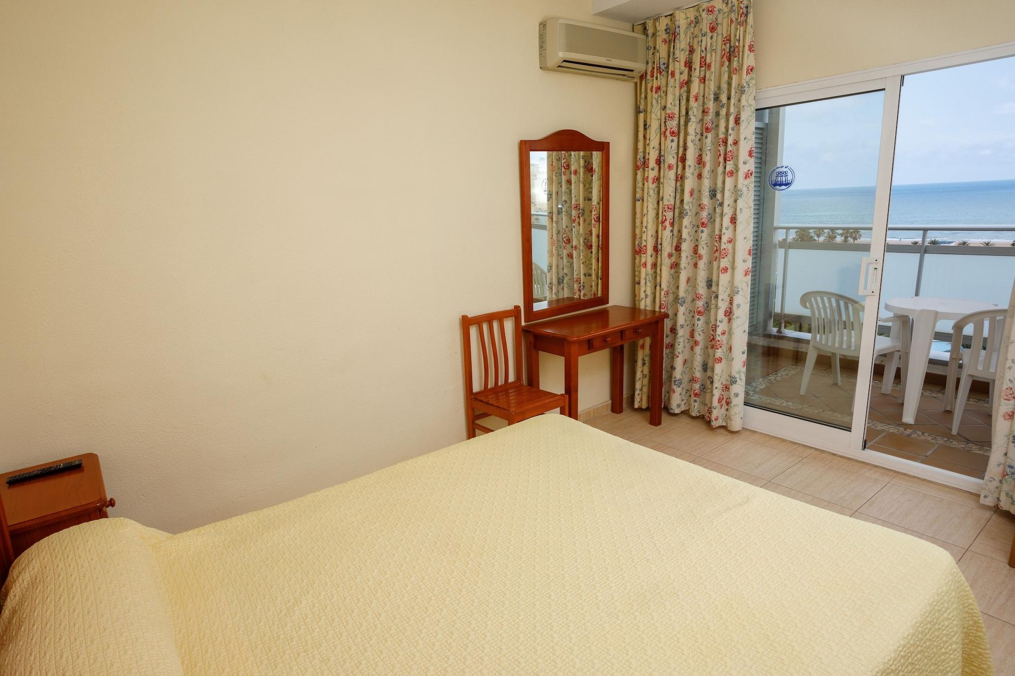 Hotel Tres Anclas Gandia Exterior photo