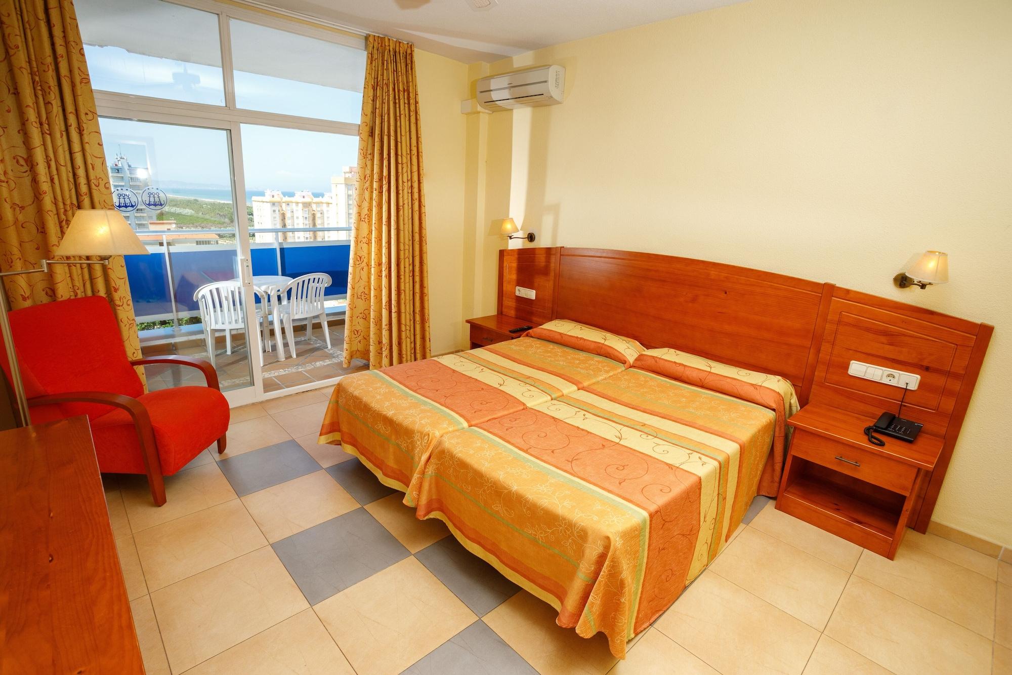 Hotel Tres Anclas Gandia Exterior photo