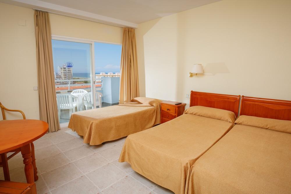 Hotel Tres Anclas Gandia Exterior photo