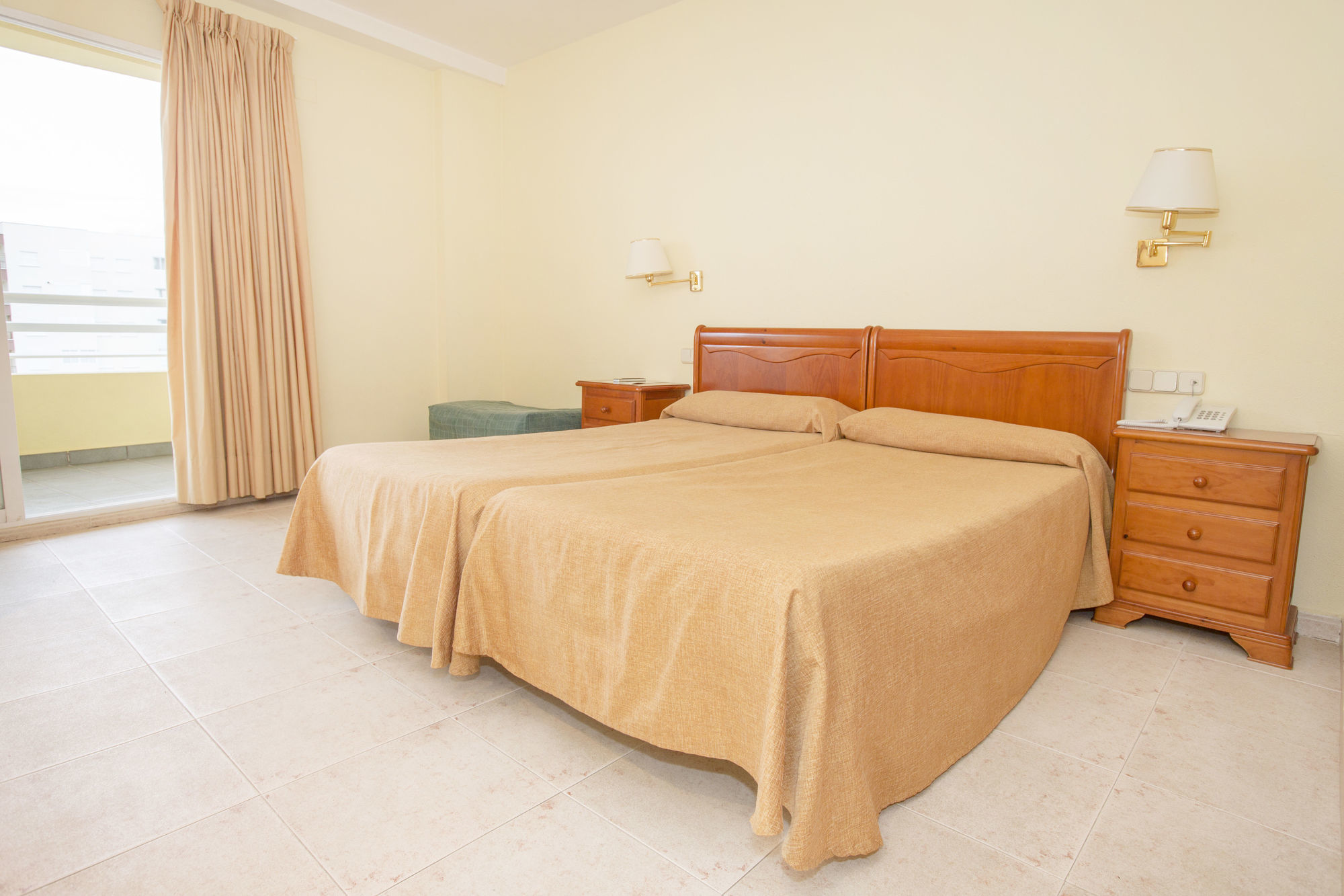 Hotel Tres Anclas Gandia Exterior photo